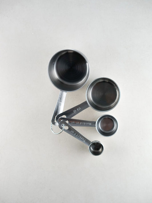 Stainless measuring set
