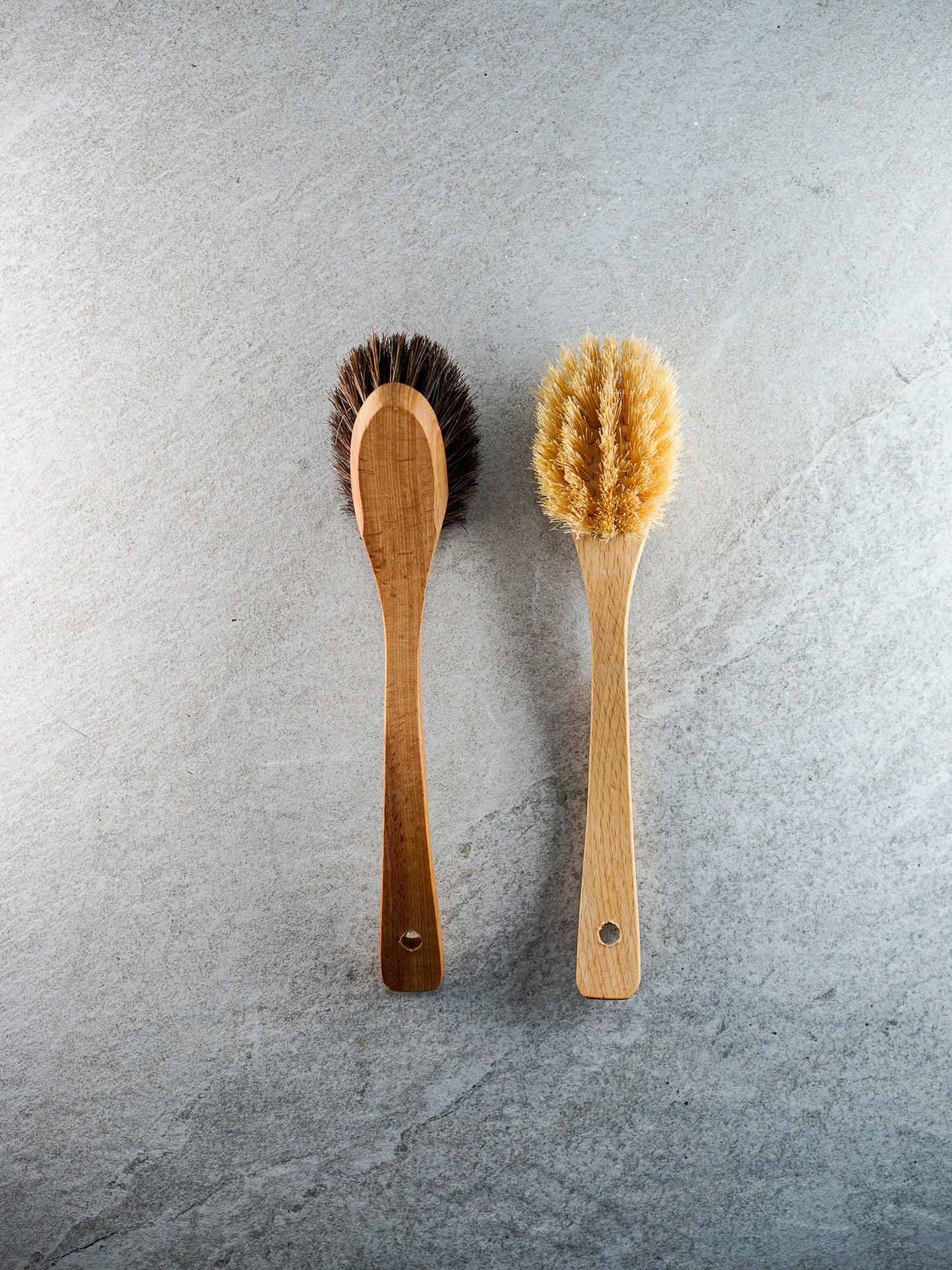 Dish brush