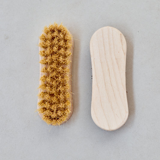 Vegetable brush