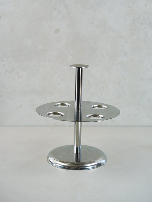 Strut holder