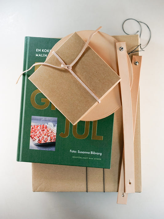 Book package table setting